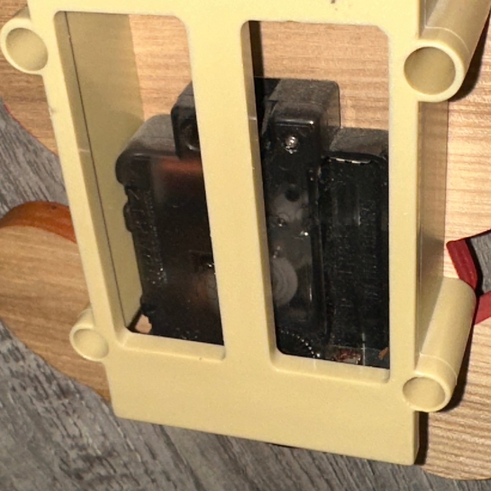 Pinocchio Wooden Clock - Picture 5 of 5
